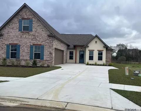 15250 Hazelwood Ct, Prairieville, LA 70769