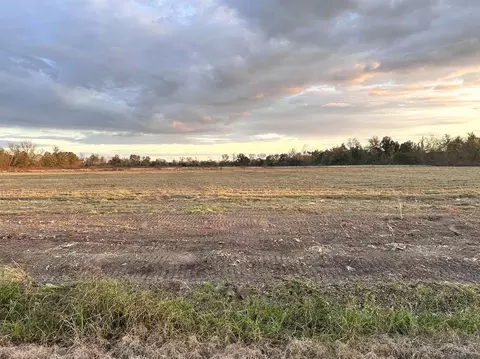 lot Apt 6-a La Hwy 22, Darrow, LA 70725