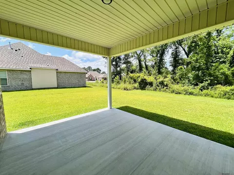 Exterior - 4966 Trinity Dr, Addis, LA 70710 photo 2 of 2