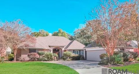 5741 Lake Shadow Dr, Baton Rouge, LA 70817