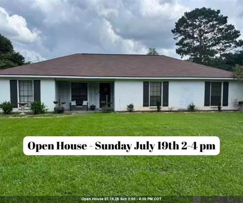 5624 Deanne Marie Dr, Zachary, LA 70791