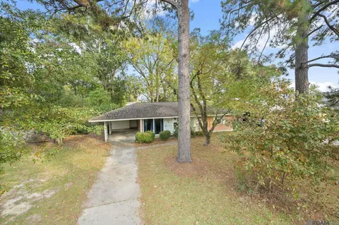 736 Harvey Dr, Baton Rouge, LA 70815
