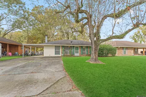 9755 Gov Beauvais Dr, Baton Rouge, LA 70811