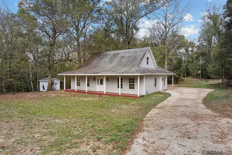 8998 Island Rd, Saint Francisville, LA 70775