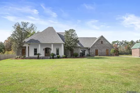 22553 Green Acres Blvd, Denham Springs, LA 70726