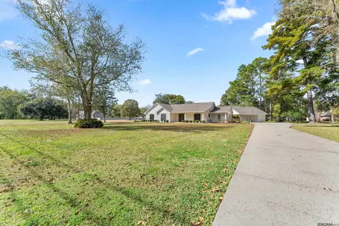 720 Pecan Dr, Saint Gabriel, LA 70776