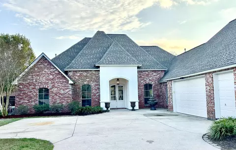 41133 Clearwater Ave, Gonzales, LA 70737