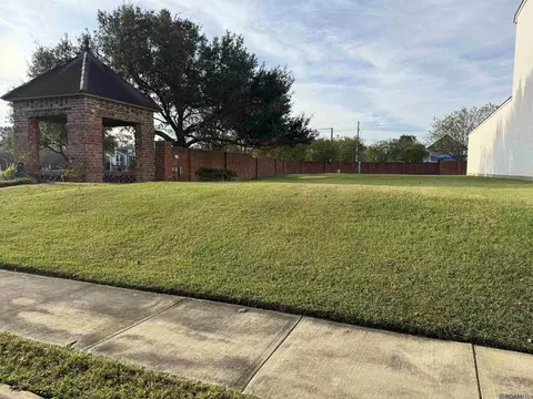 11668 Settlement Blvd, Baton Rouge, LA 70810
