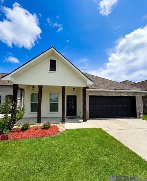17048 Avocet Dr, Prairieville, LA 70769