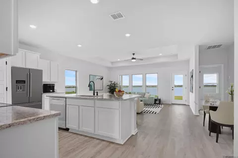 Kitchen - 930 Ryan Ave, Baker, LA 70714 photo 1 of 2