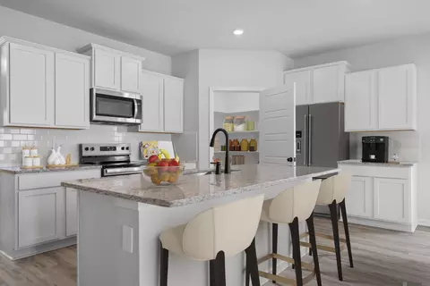 Kitchen - 930 Ryan Ave, Baker, LA 70714 photo 2 of 2