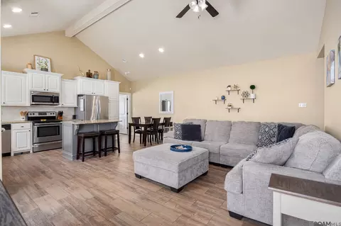 40445 Sagefield Ct, Gonzales, LA 70737