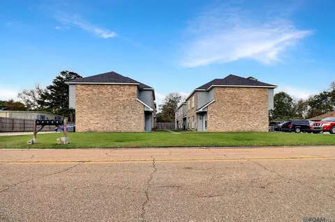 678 Gloria Dr, Baton Rouge, LA 70819
