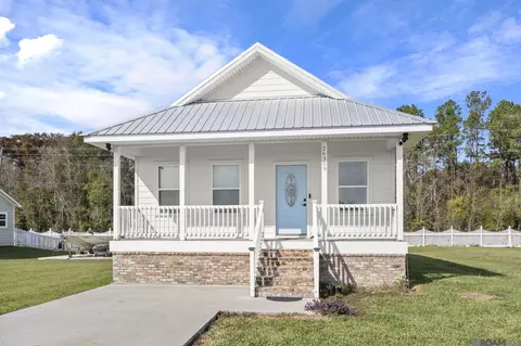 26309 Riverscape Dr, Springfield, LA 70462