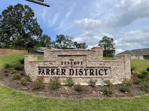 1046 Parker District Ave, Saint Francisville, LA 70775