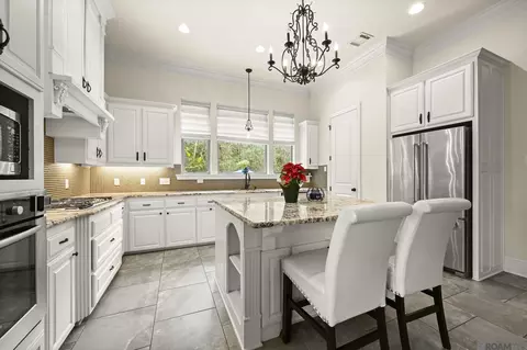 Kitchen - 12331 Oak Fields Dr, Geismar, LA 70734 photo 3 of 3