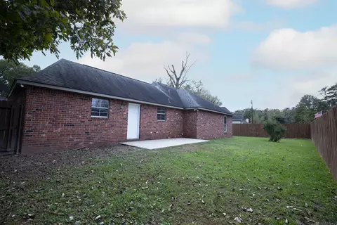 Exterior - 12501 Hidden Ridge Dr, Walker, LA 70785 photo 2 of 3
