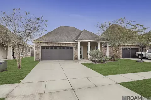 17104 Sills Dr, Prairieville, LA 70769