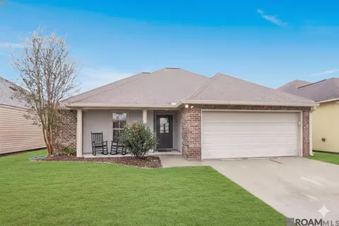 10739 Wrigley Field Ave, Denham Springs, LA 70726