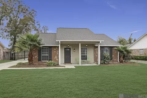 16199 N Galvez Ave, Prairieville, LA 70769