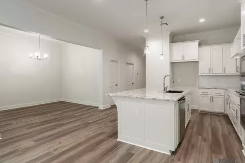 376 Sophia Dr, Luling, LA 70070 photo 6