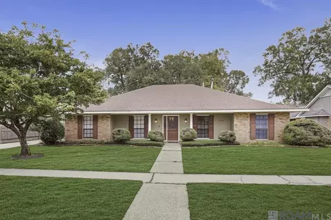 15429 Chickamauga Ave, Baton Rouge, LA 70817