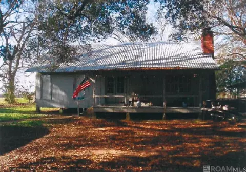 1040 Adley Loop, Breaux Bridge, LA 70517