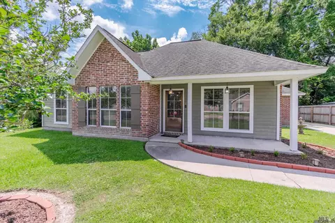 13317 Chase St, Gonzales, LA 70737