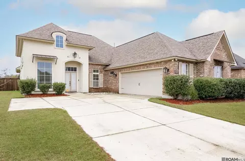 3421 Meadow Grove Ave, Zachary, LA 70791