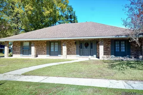 13805 House Of Lancaster Dr, Baton Rouge, LA 70816