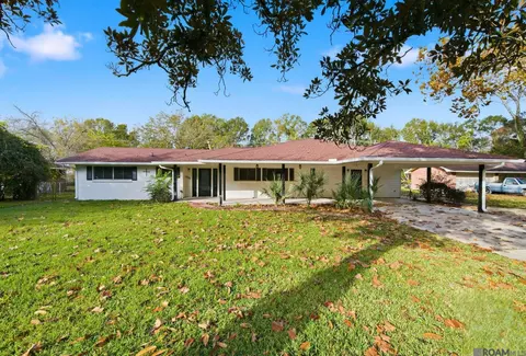 1055 Alameda Dr, Baton Rouge, LA 70815