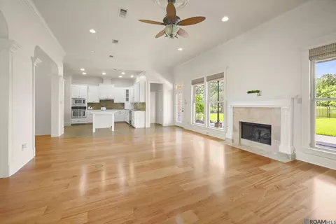 35430 Oak Manor Ave, Geismar, LA 70734