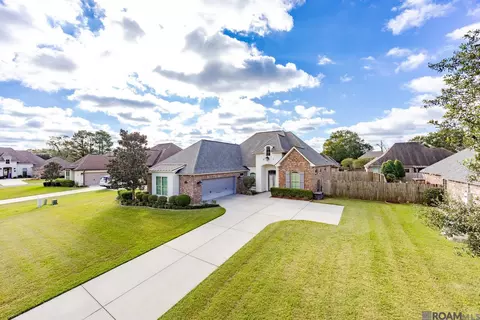 37483 Amalfi Dr, Prairieville, LA 70769