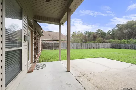 Exterior - 34122 Springlake Dr, Walker, LA 70785 photo 2 of 4