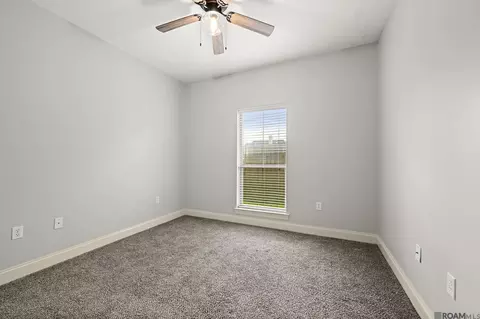 Bedroom - 34122 Springlake Dr, Walker, LA 70785 photo 3 of 3