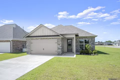 10440 Highcrest Dr, Denham Springs, LA 70706