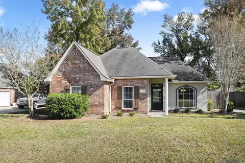 17422 Lauren Dr, Prairieville, LA 70769