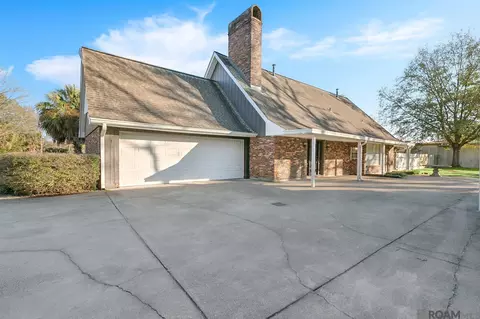 19533 Plank Rd, Zachary, LA 70791