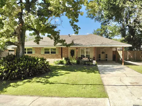 1903 Carolyn Ave, Denham Springs, LA 70726