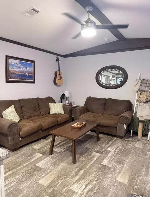 12899 Hodges Ln, Walker, LA 70785 photo 5