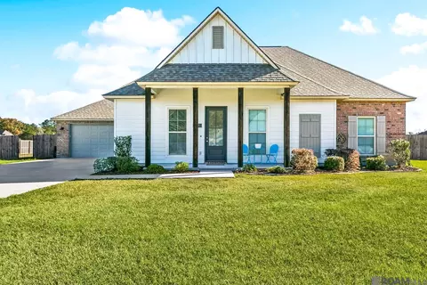 14250 Kaden Creek Dr, Walker, LA 70785