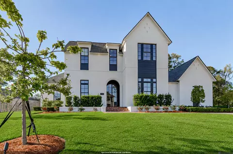 8228 Oakridge Dr, Baton Rouge, LA 70810