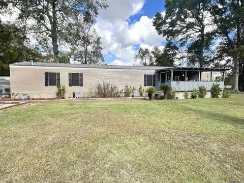 11710 Parkland Dr, Port Allen, LA 70767