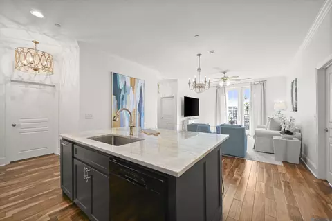 7707 Bluebonnet Blvd # 314, Baton Rouge, LA 70810