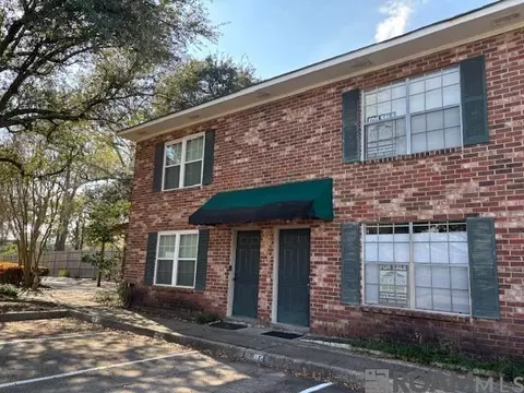 9853 Jefferson Hwy # F-6, Baton Rouge, LA 70809