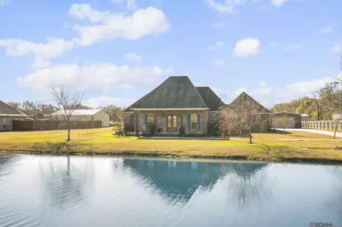 5859 Choctaw Rd, Brusly, LA 70719