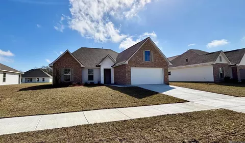 1504 Marshland Ave, Gonzales, LA 70737