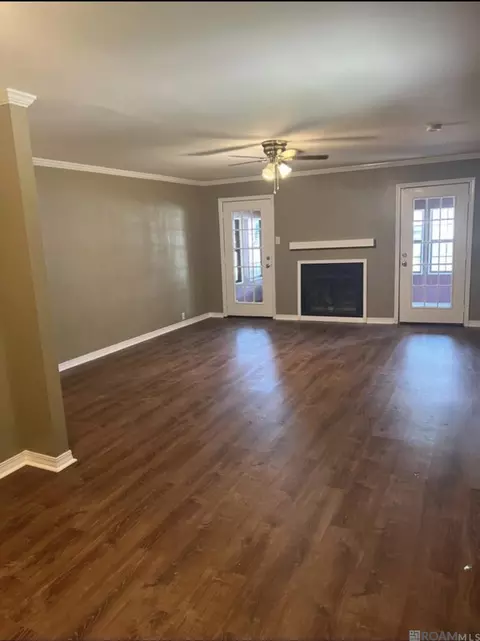 8252 Governor Dr # 1 -, Baton Rouge, LA 70802