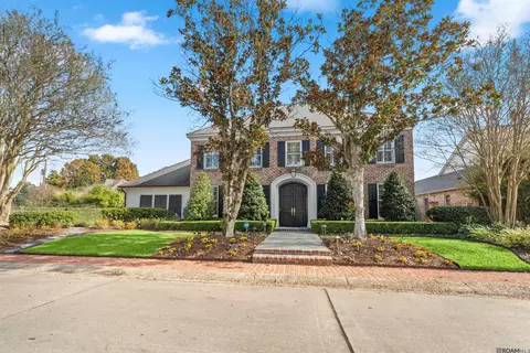 2125 Rue Bienvenue, Baton Rouge, LA 70809