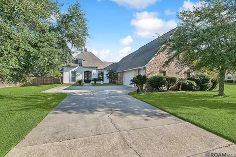 12221 Hampton Village Ave, Baton Rouge, LA 70818